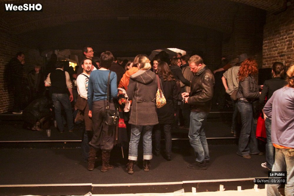 18/27 photos du spectacle Le Poche Ambiance