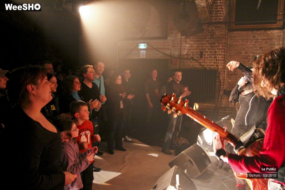 19/27 photos du spectacle Le Poche Ambiance