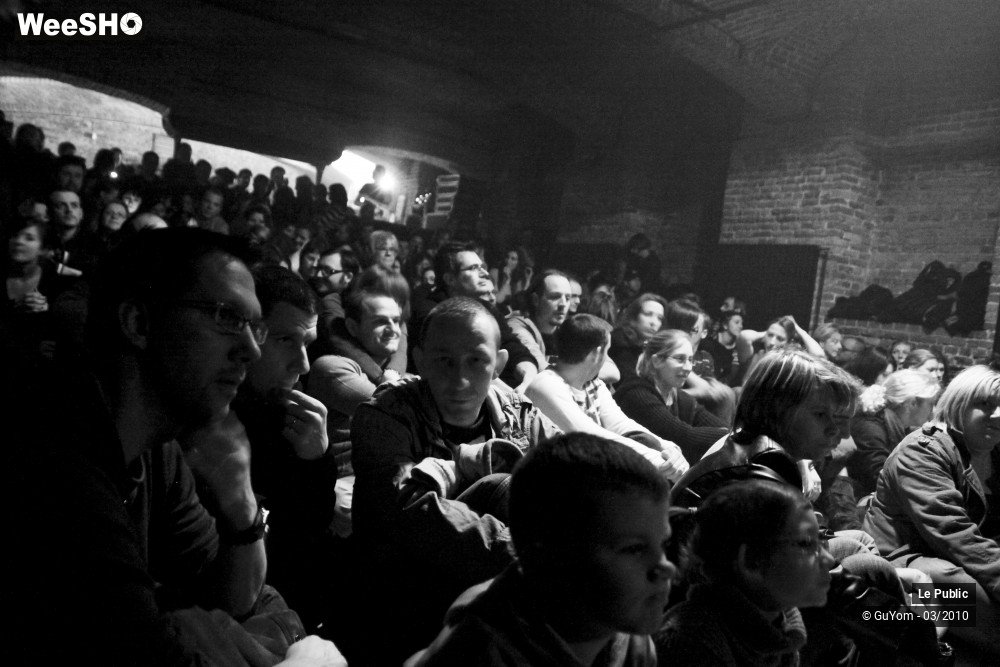 21/27 photos du spectacle Le Poche Ambiance