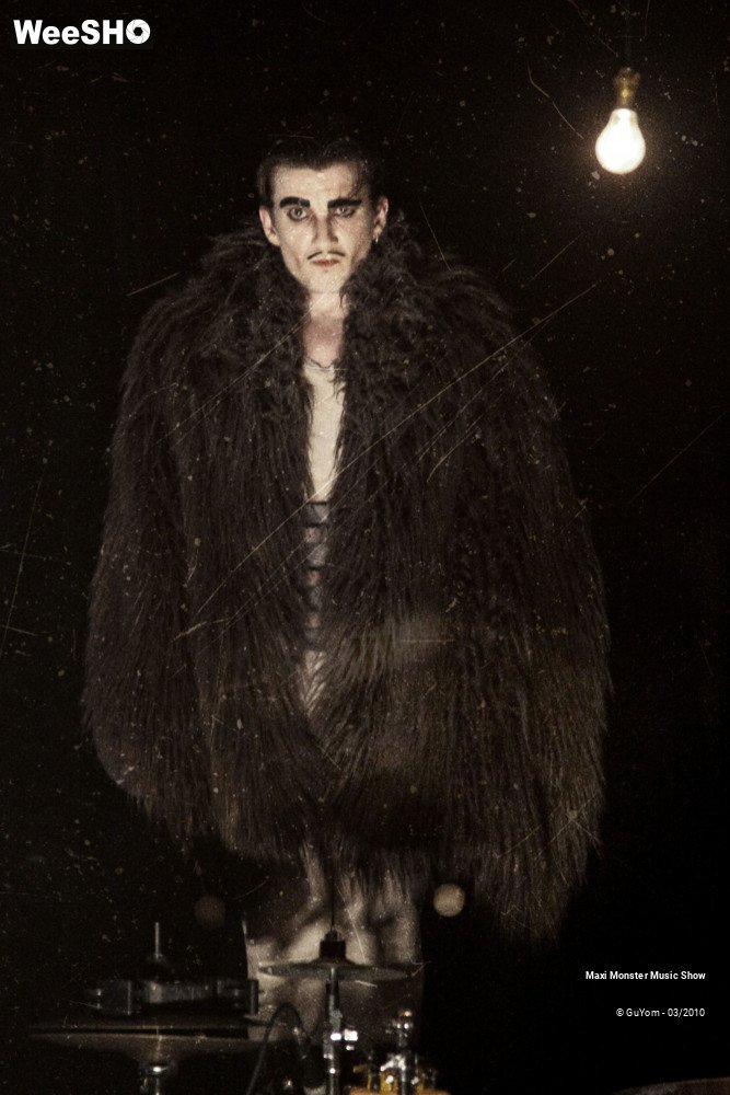 7/50 photos du spectacle Galerie de Monstres