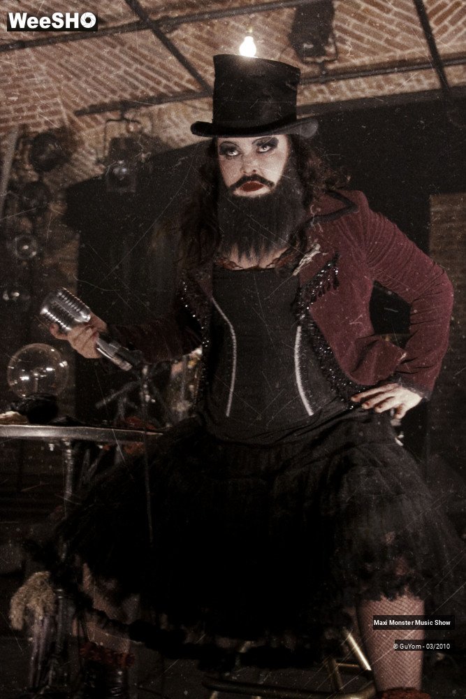 28/50 photos du spectacle Galerie de Monstres