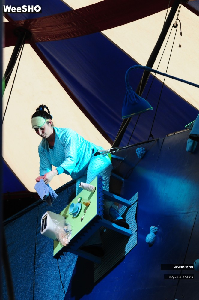 10/23 photos du spectacle Sans dessus dessous