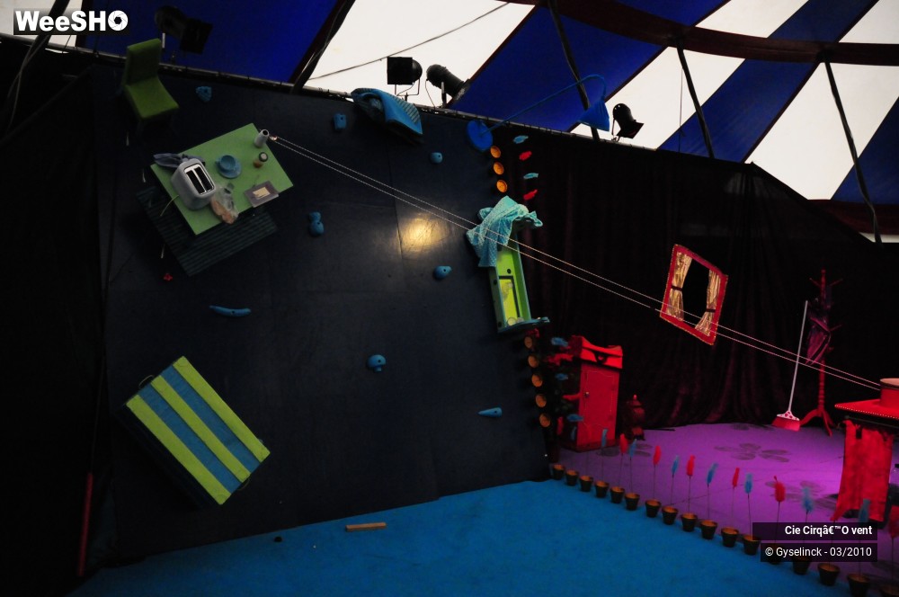 13/23 photos du spectacle Sans dessus dessous