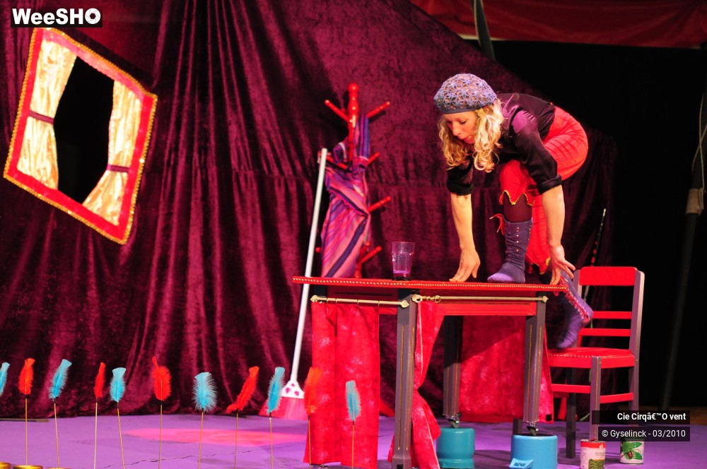 22/23 photos du spectacle Sans dessus dessous