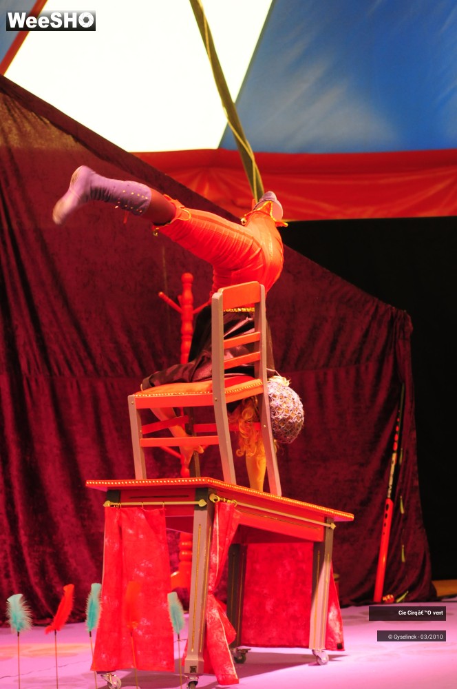 23/23 photos du spectacle Sans dessus dessous