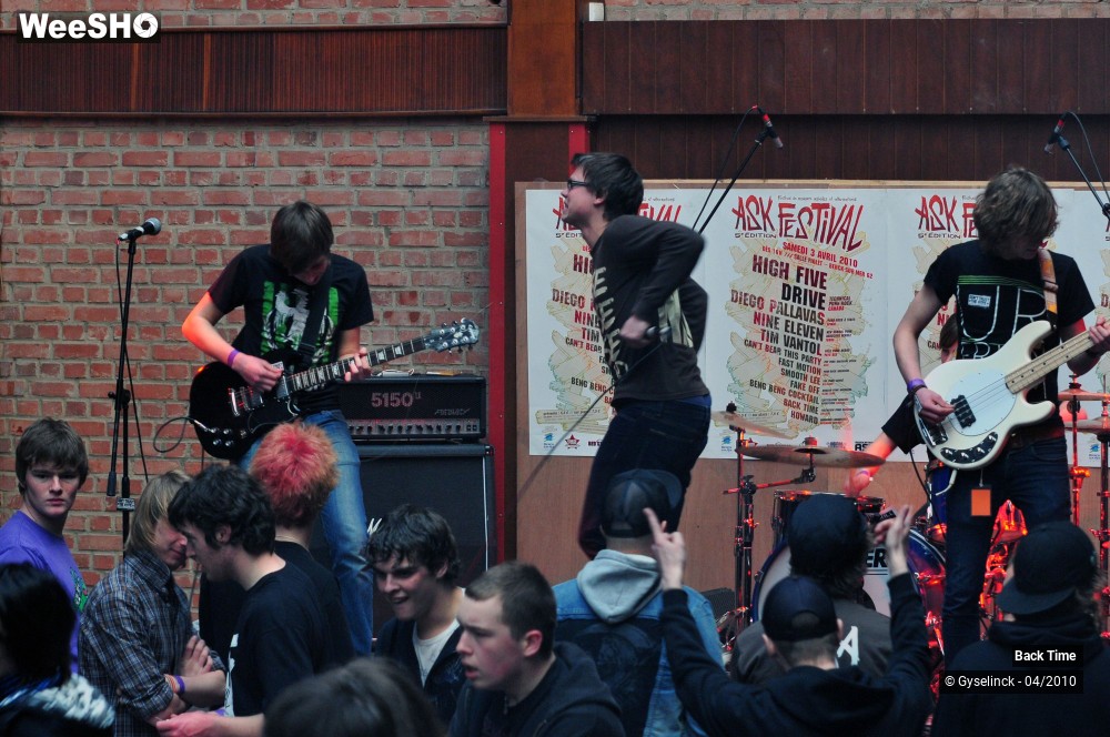 16/21 photos du spectacle Back Time