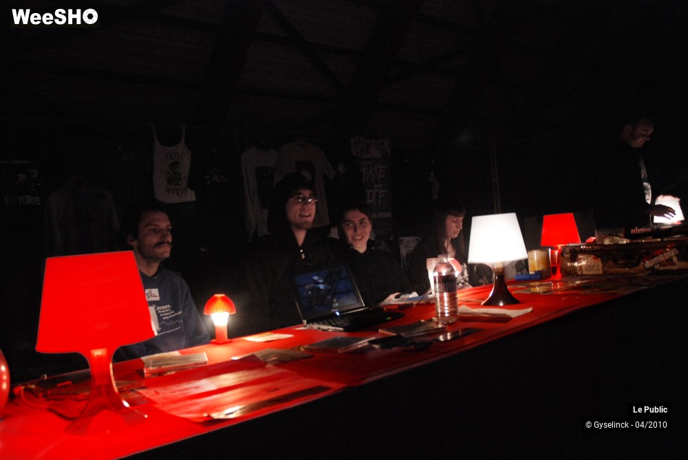 18/24 photos du spectacle Ask Festival 2010 Ambiance 2