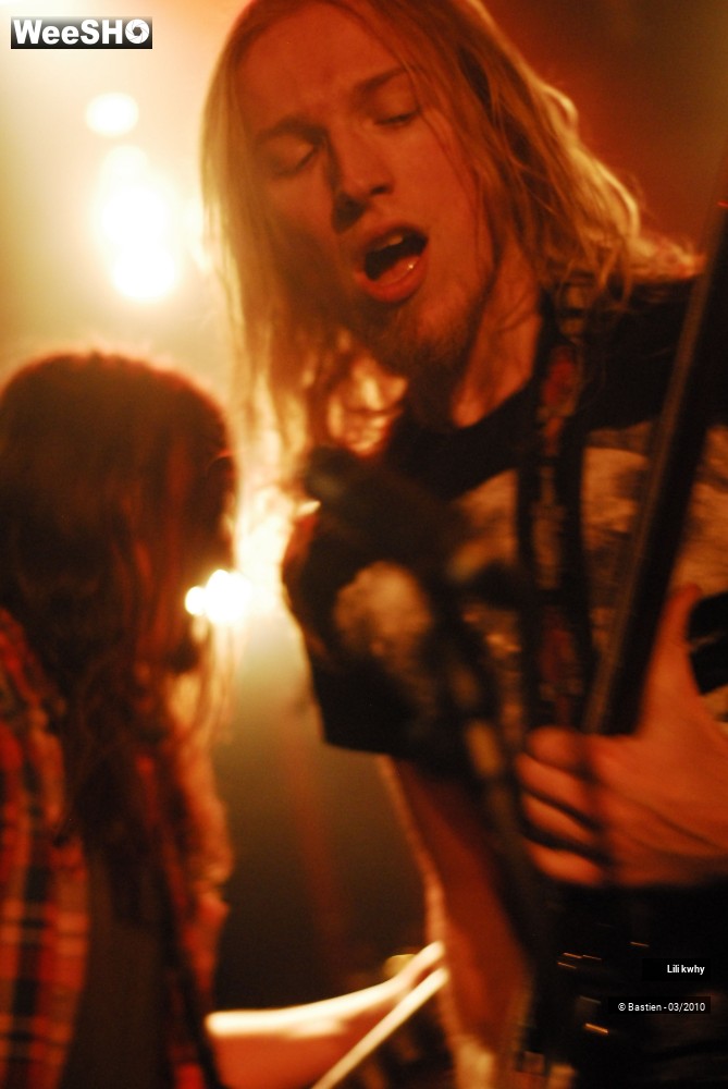 10/44 photos du spectacle Lili Kwhy