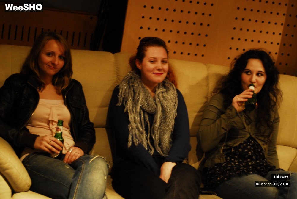 34/44 photos du spectacle Lili Kwhy