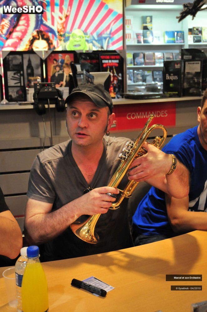 11/21 photos du spectacle Marcel & son Orchestre dédicaces