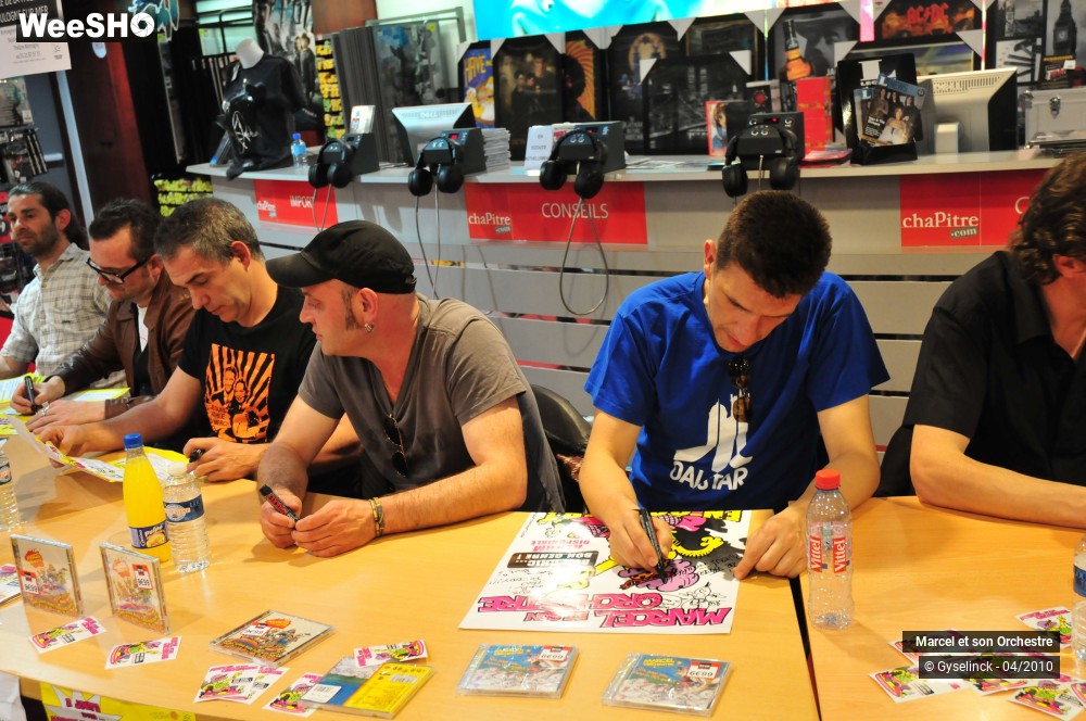 17/21 photos du spectacle Marcel & son Orchestre dédicaces