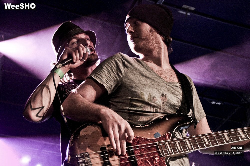 13/23 photos du spectacle Ace Out