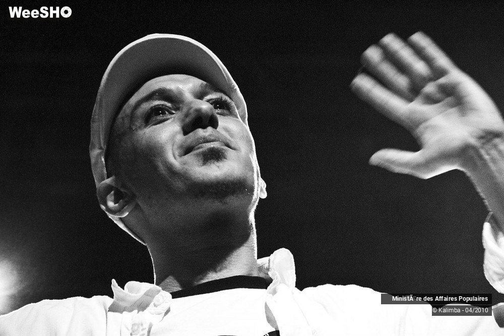 36/38 photos du spectacle Ministère des Affaires Populaires