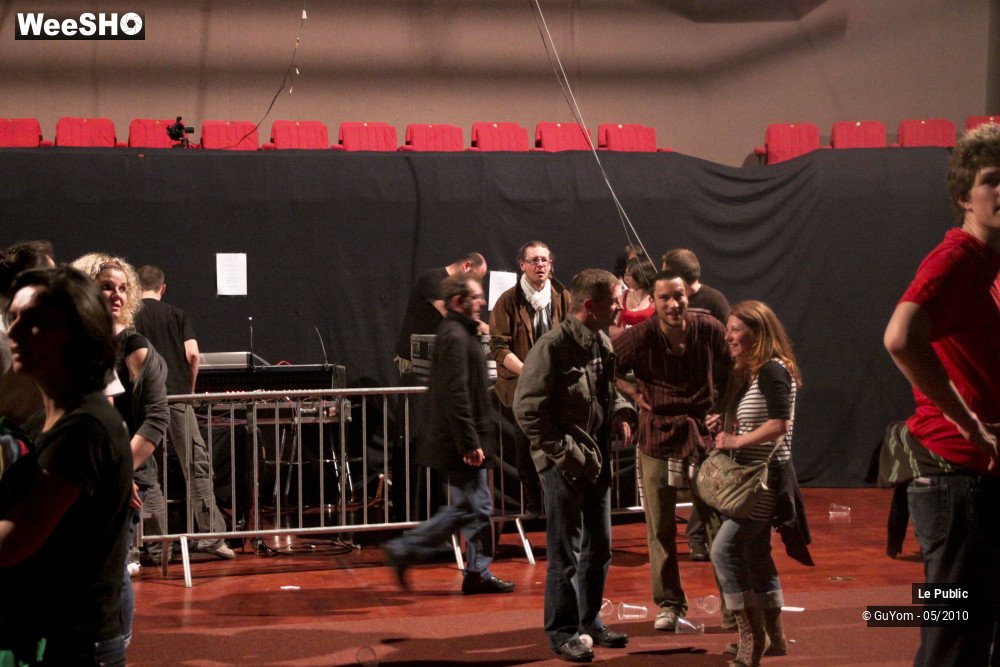 17/28 photos du spectacle Arc en Ciel Ambiance