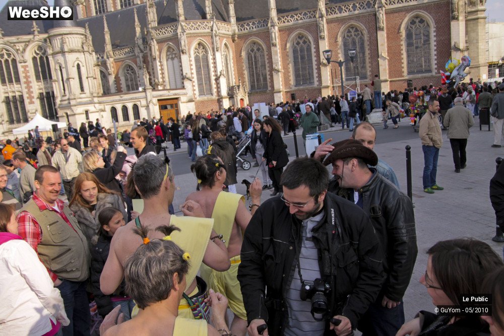 39/43 photos du spectacle Les Rues Joyeuses Ambiance 1