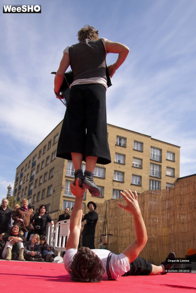 1/30 photos du spectacle L'Ecole du Cirque de Lomme 2