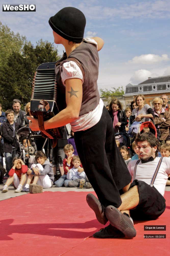 14/30 photos du spectacle L'Ecole du Cirque de Lomme 2