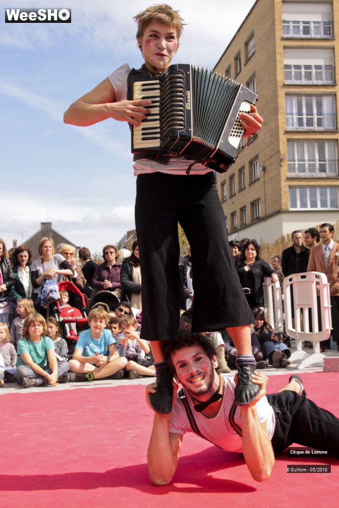 17/30 photos du spectacle L'Ecole du Cirque de Lomme 2