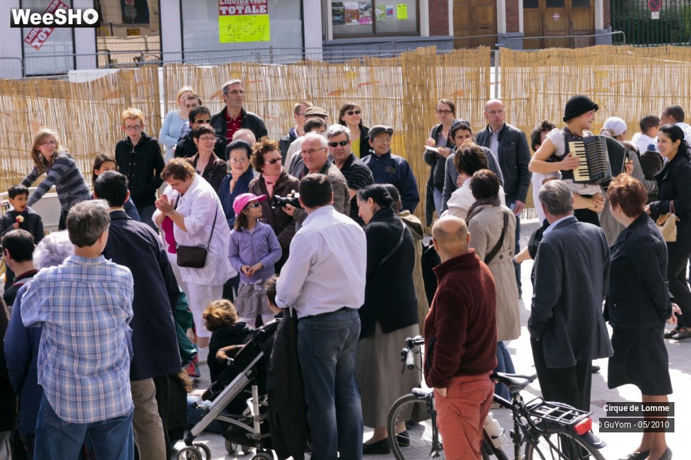 23/30 photos du spectacle L'Ecole du Cirque de Lomme 2