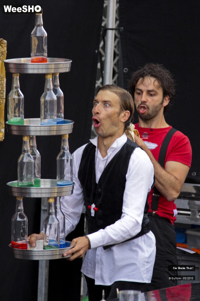 16/50 photos du spectacle Shake That !