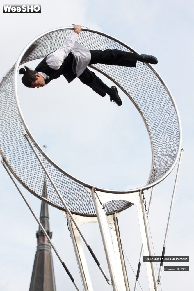 5/50 photos du spectacle La Roue de la Mort 2