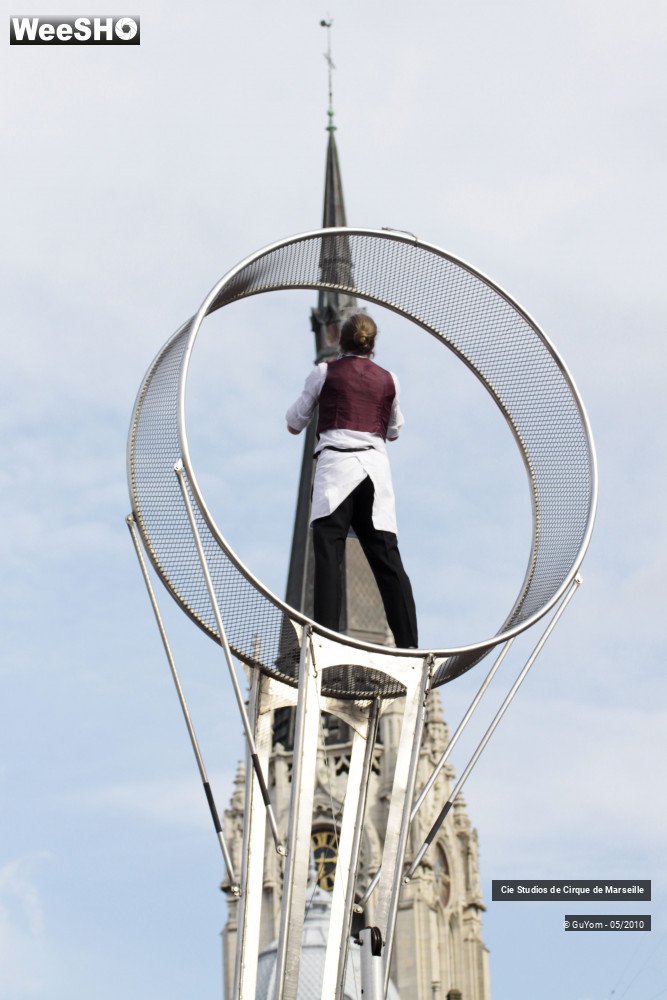 11/50 photos du spectacle La Roue de la Mort 2