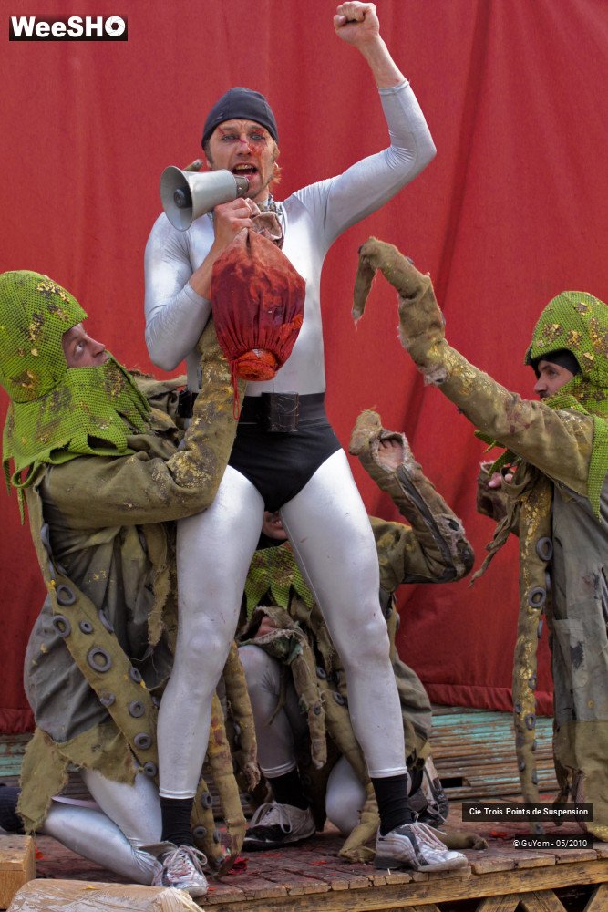 8/46 photos du spectacle Voyage en Bordure du Bord du Bout du Monde 1