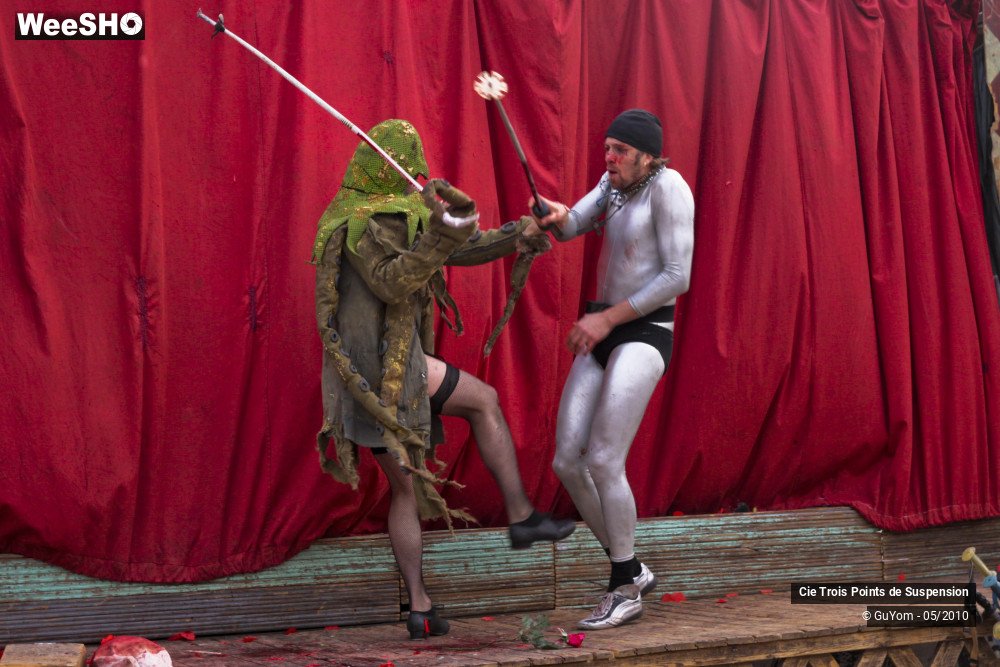 14/46 photos du spectacle Voyage en Bordure du Bord du Bout du Monde 1