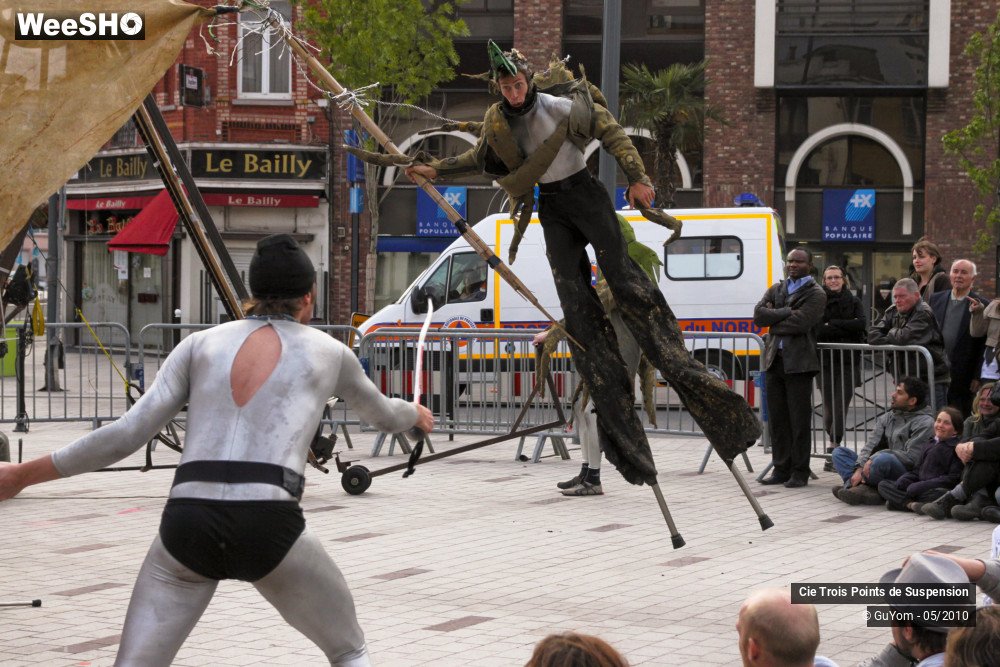 15/46 photos du spectacle Voyage en Bordure du Bord du Bout du Monde 1