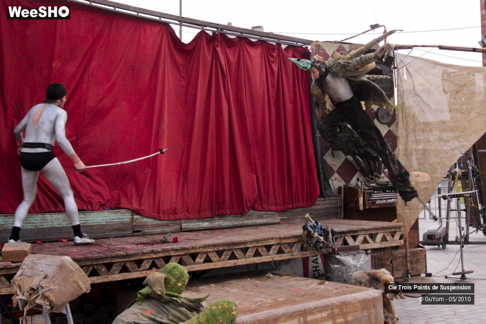 18/46 photos du spectacle Voyage en Bordure du Bord du Bout du Monde 1