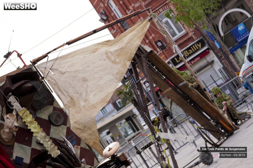 31/46 photos du spectacle Voyage en Bordure du Bord du Bout du Monde 1