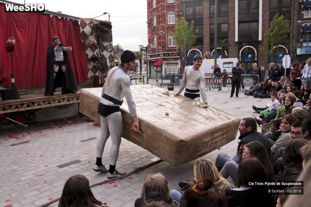 32/46 photos du spectacle Voyage en Bordure du Bord du Bout du Monde 1