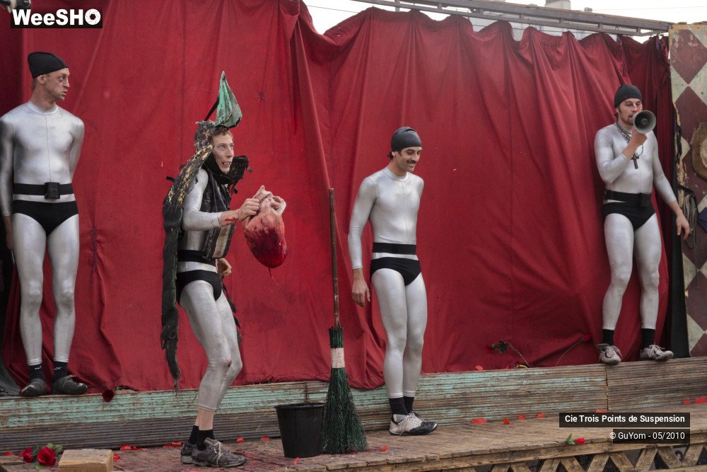 39/46 photos du spectacle Voyage en Bordure du Bord du Bout du Monde 1