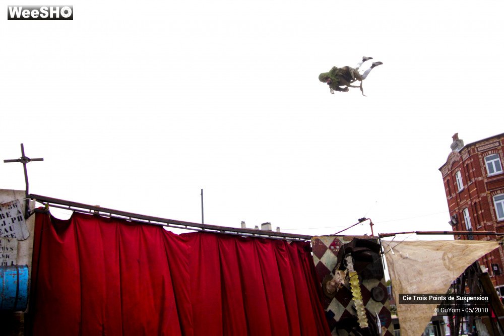 40/46 photos du spectacle Voyage en Bordure du Bord du Bout du Monde 1