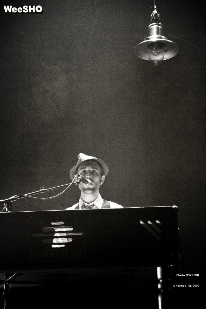 17/39 photos du spectacle Charlie WINSTON