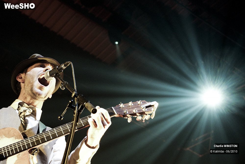 28/39 photos du spectacle Charlie WINSTON