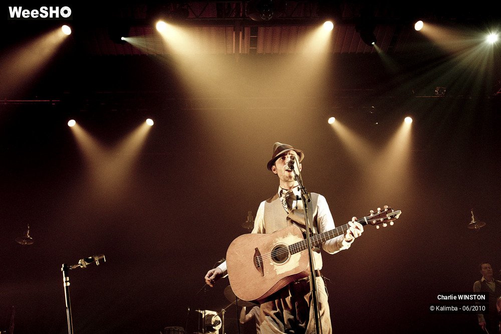 34/39 photos du spectacle Charlie WINSTON