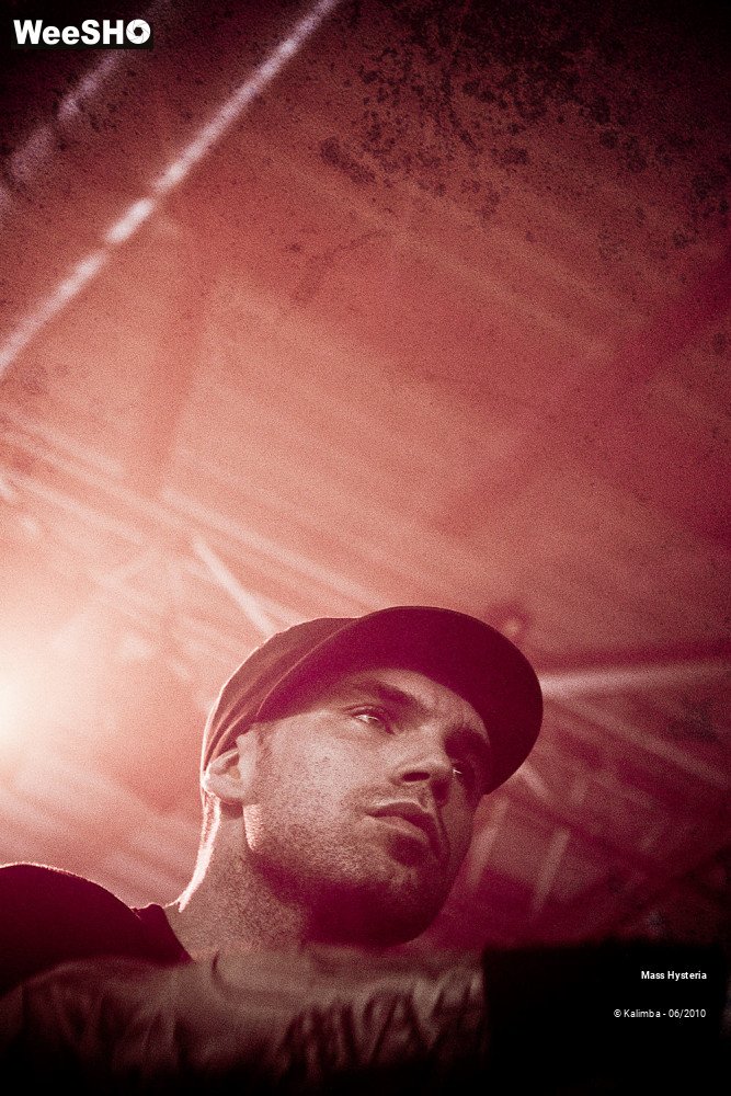 12/50 photos du spectacle Mass Hysteria