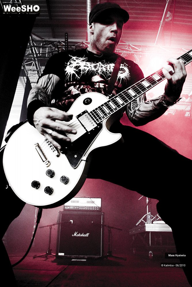 15/50 photos du spectacle Mass Hysteria