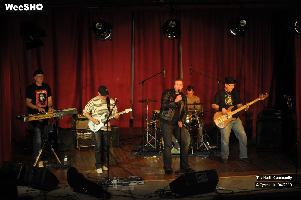 3/41 photos du spectacle The North Community