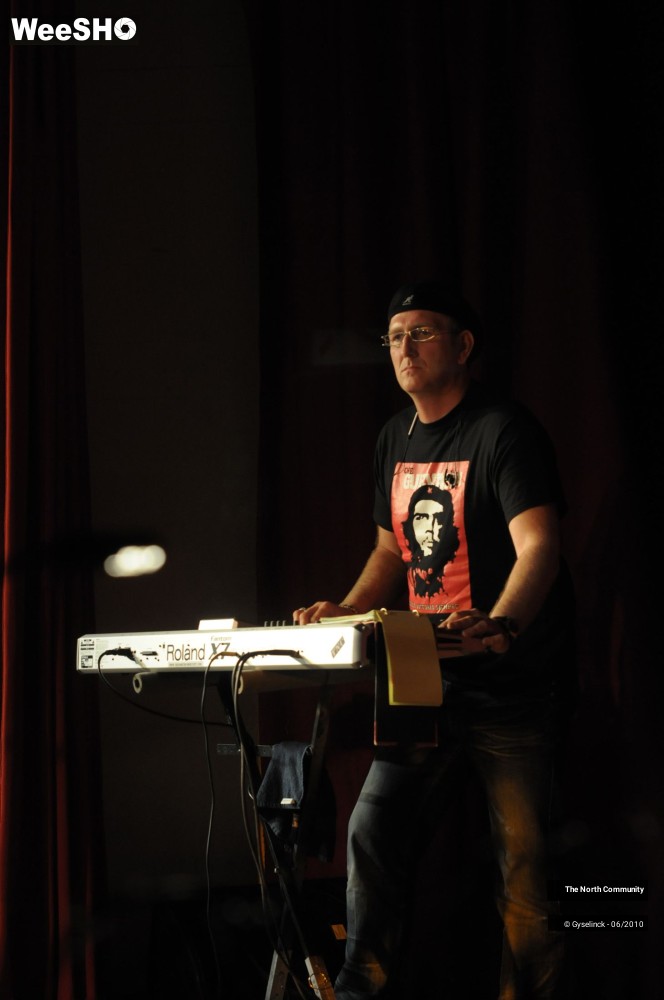 27/41 photos du spectacle The North Community