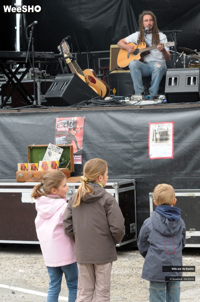 14/25 photos du spectacle Wille and the Bandits