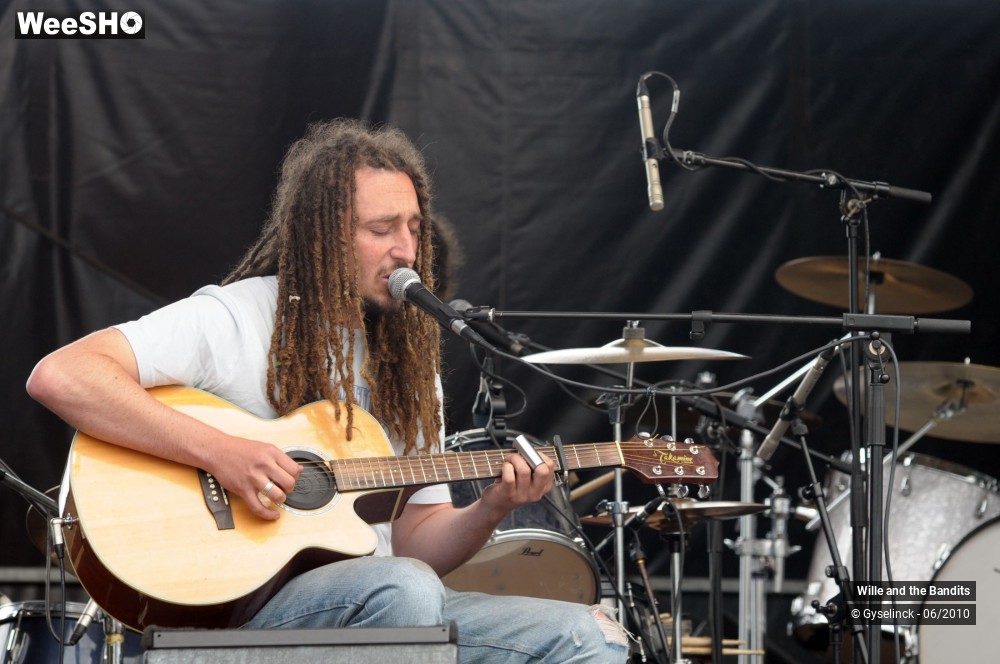 18/25 photos du spectacle Wille and the Bandits