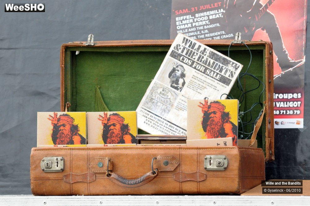 21/25 photos du spectacle Wille and the Bandits