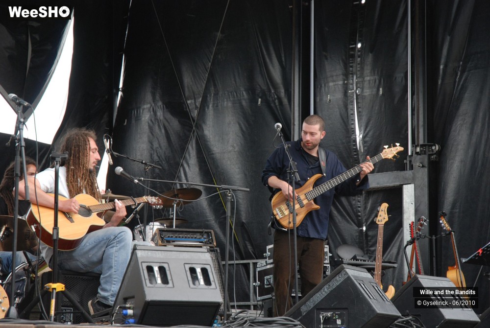 23/25 photos du spectacle Wille and the Bandits