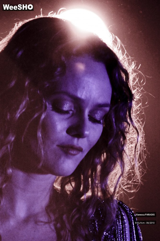 6/44 photos du spectacle Vanessa PARADIS