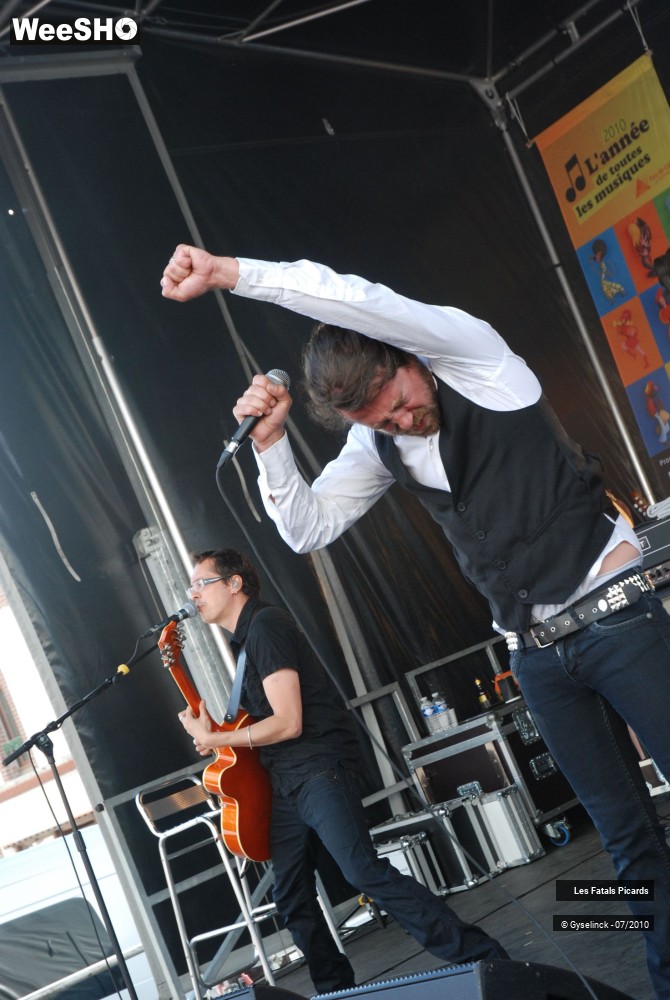 6/44 photos du spectacle Les Fatals Picards