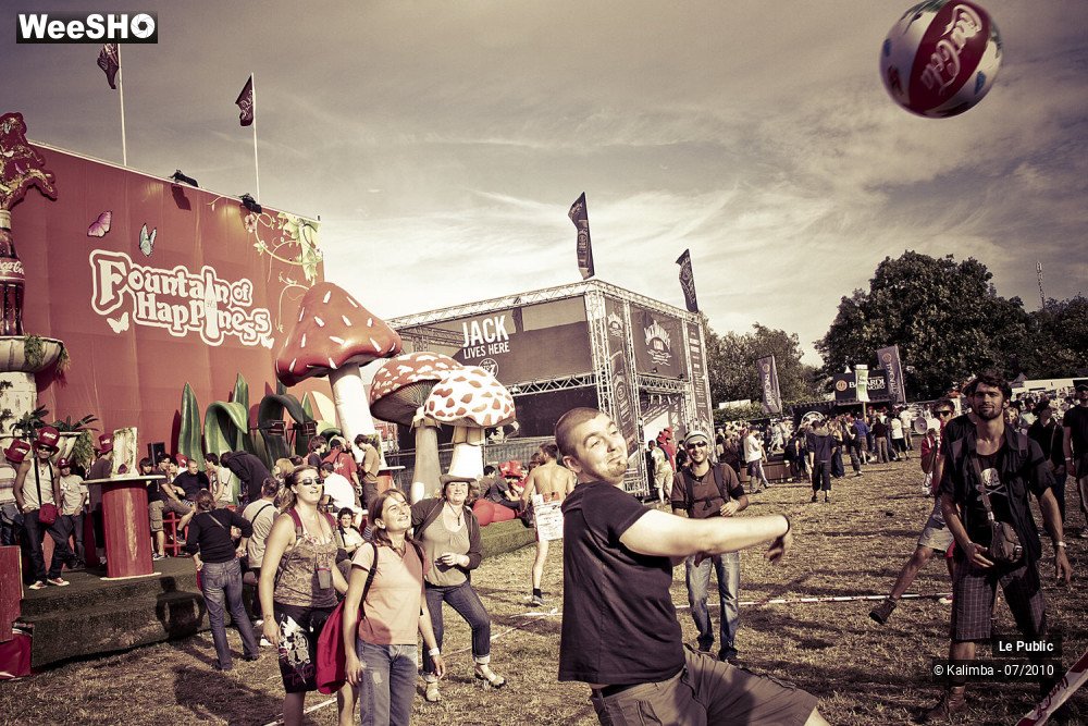 17/41 photos du spectacle Dour Ambiance Jour 3