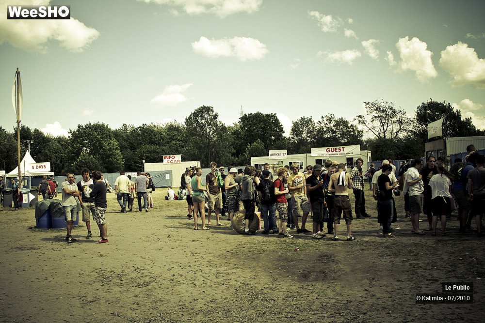 25/41 photos du spectacle Dour Ambiance Jour 3