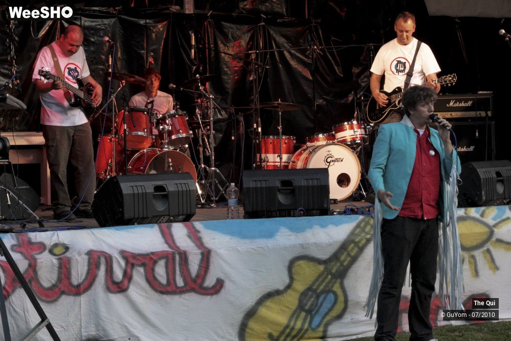 35/39 photos du spectacle The Qui